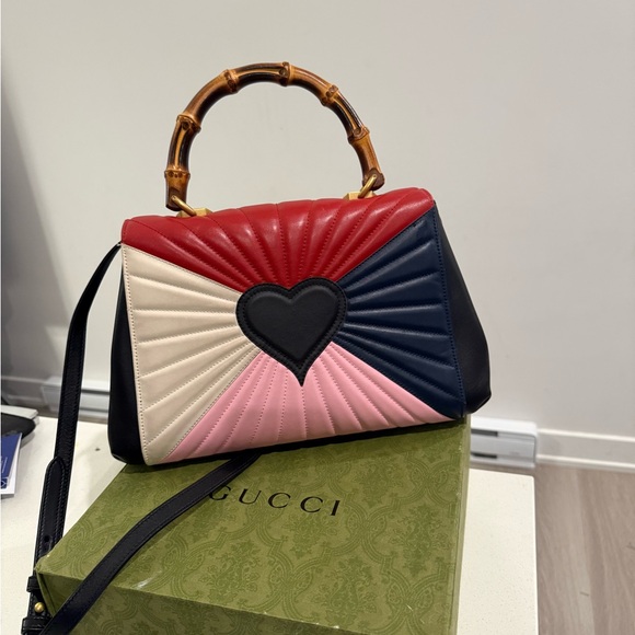 Gucci Red, Navy, Cream, and Pink Shoulder Bag - Picture 6 of 15